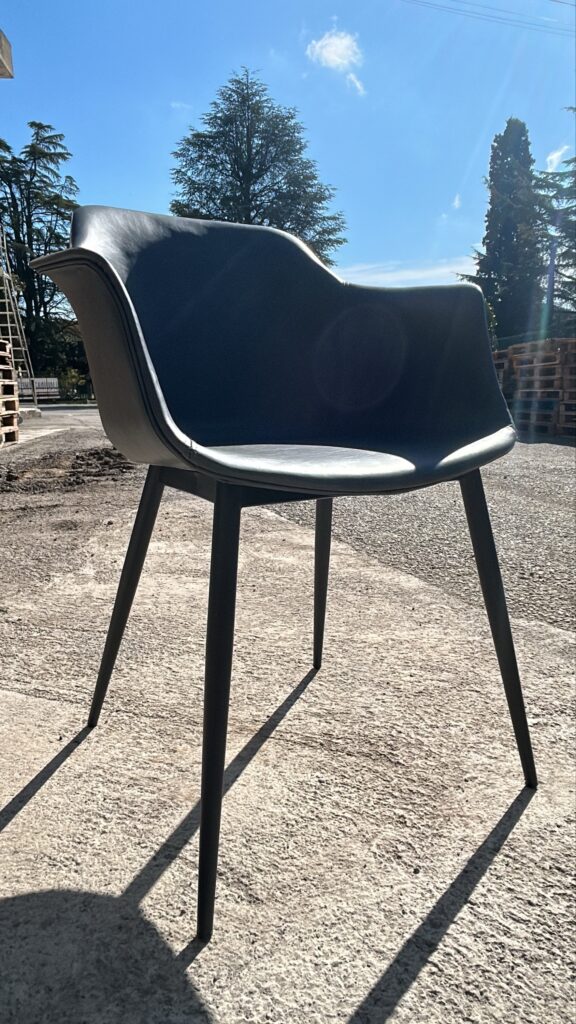 Sedia a poltroncina